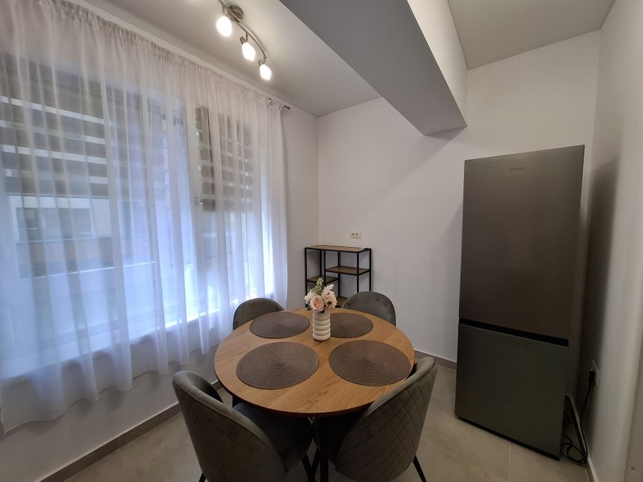 Proprietar,inchiriez apartament 2 camere
