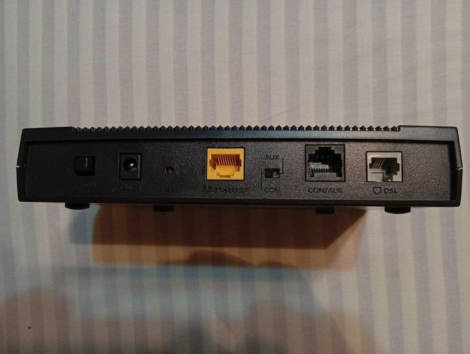 Роутер Zyxel P-791R V2