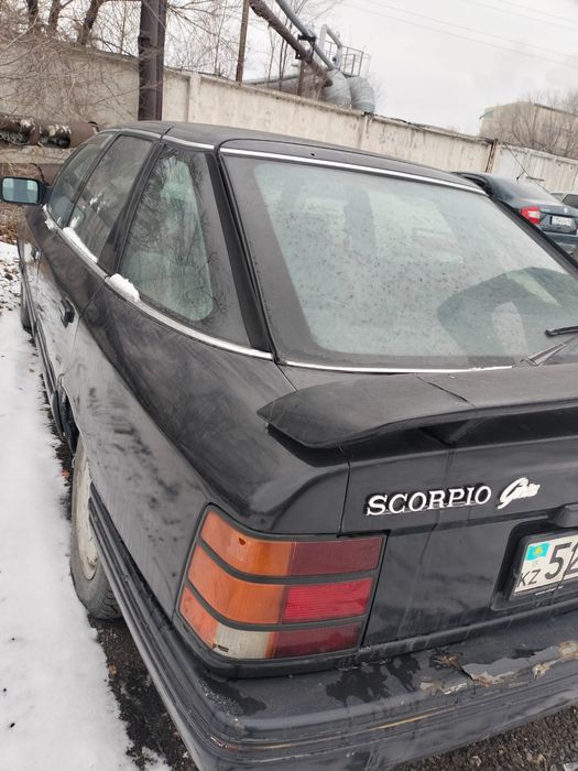 Продам машину Ford Scorpio
