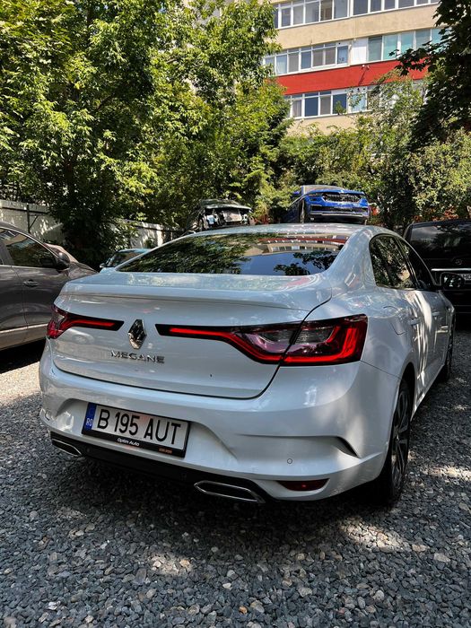RENAULT Megane 2022 — imagine 3
