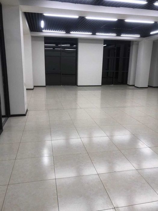 Помещение под офис/университет/клинику 3000м2 Яккасарайский р-н