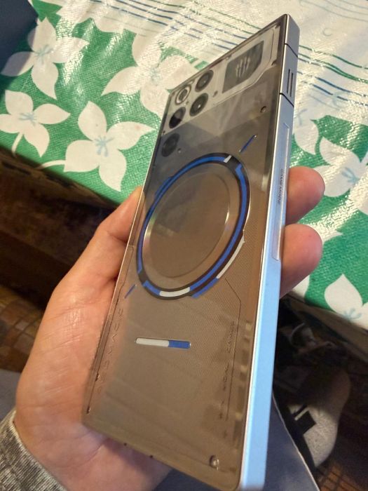 Мобилен телефон Nubia Redmagic 11 Pro 144Hz Gaming, 16GB RAM, 512GB  Subzero