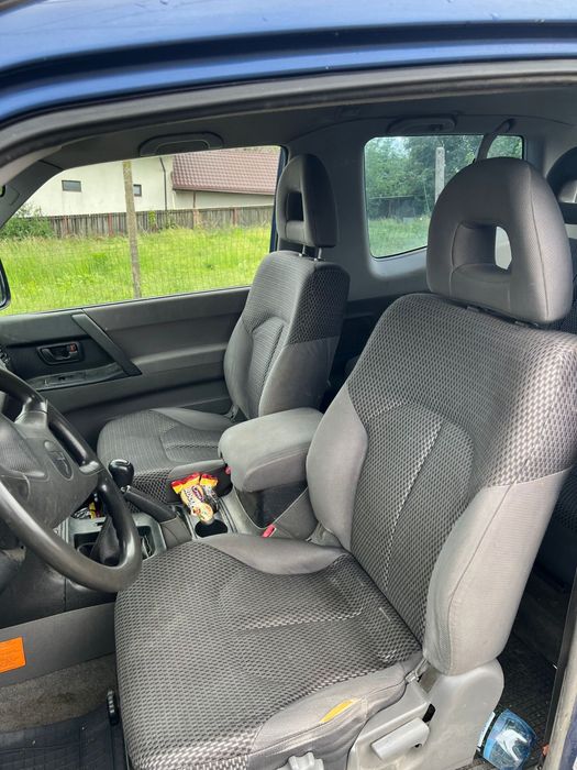 Mitsubishi pajero de vanzare