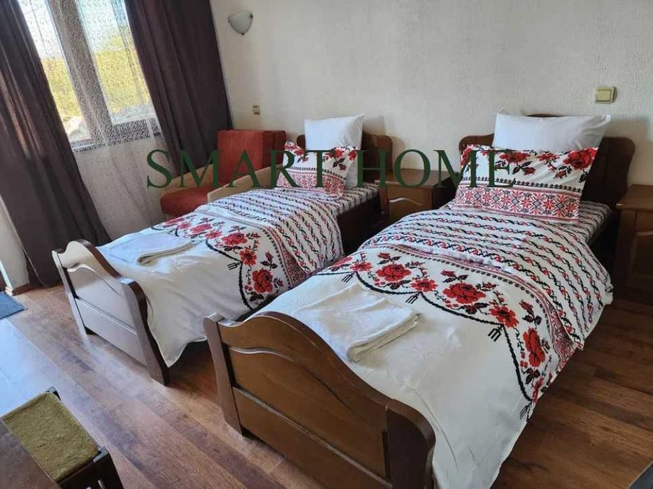 Дава се под наем Къща в с. Арбанаси, Област Велико Търново - 625 кв.м за 1500 € - Снимка #9