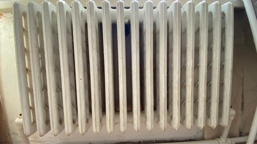 Чугунный батарея сатылады 1 секциясы 1000 тг