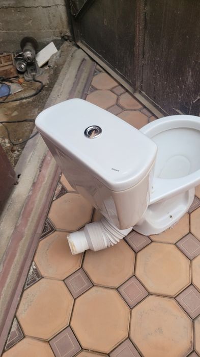 Продам унитаз б/у