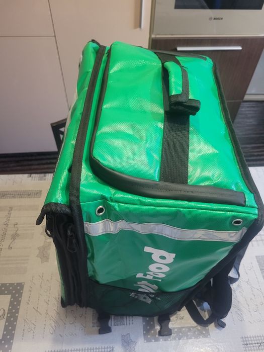 Vând geanta Bolt Food noua