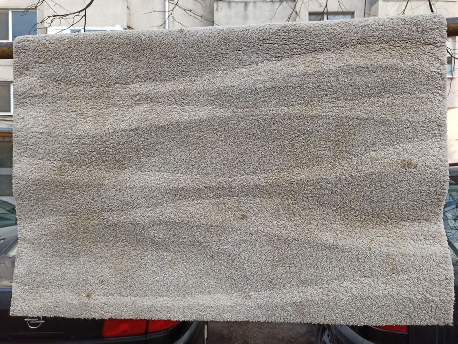 Продавам килими запазени