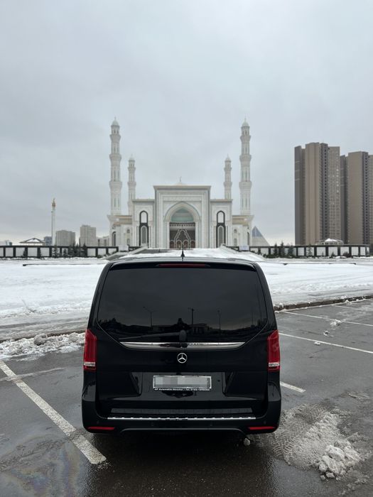 Аренда Mercedes V-Class с водителем
