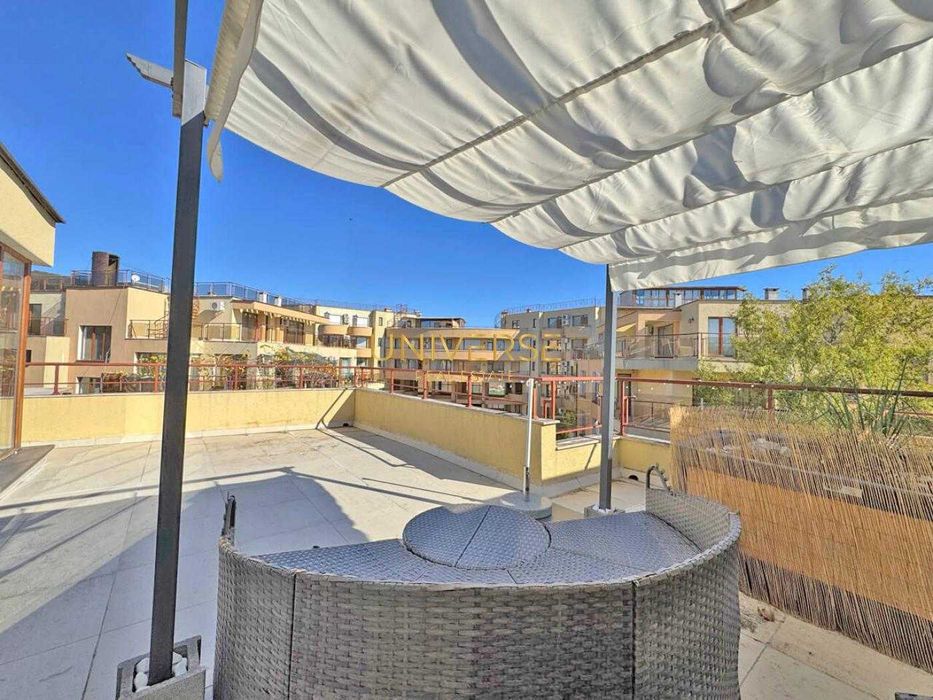 Продава се Двустаен апартамент в Свети Влас - 129 кв.м за 993 €/кв.м - Снимка #11