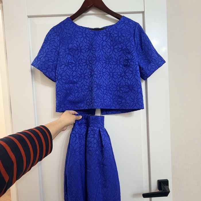 Продам комплект топ и юбка