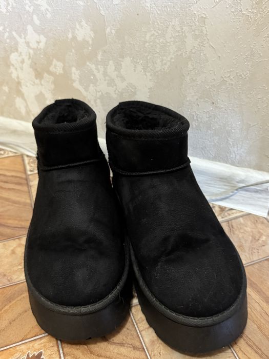 Продам женскую обувь