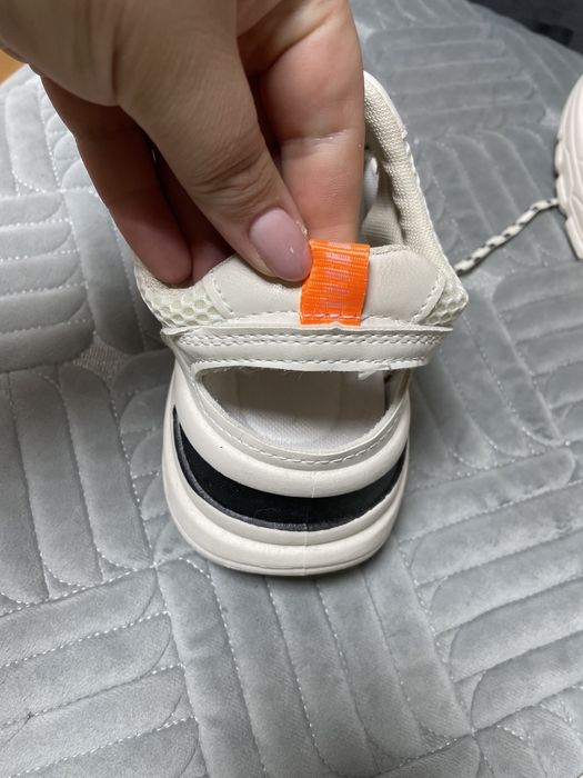 Кроссовки-сандалии на лето