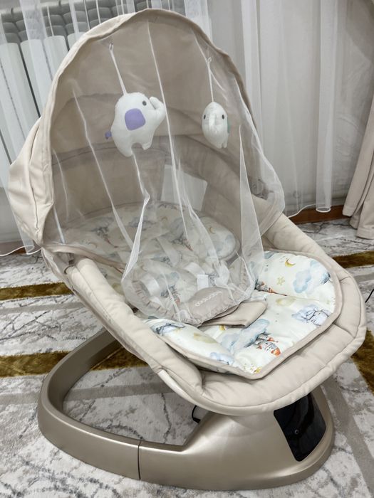 Шезлонг для новорожденного