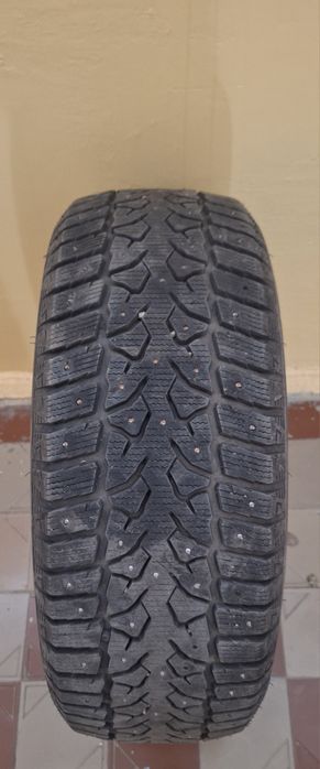 Продам комплект шин APLUS