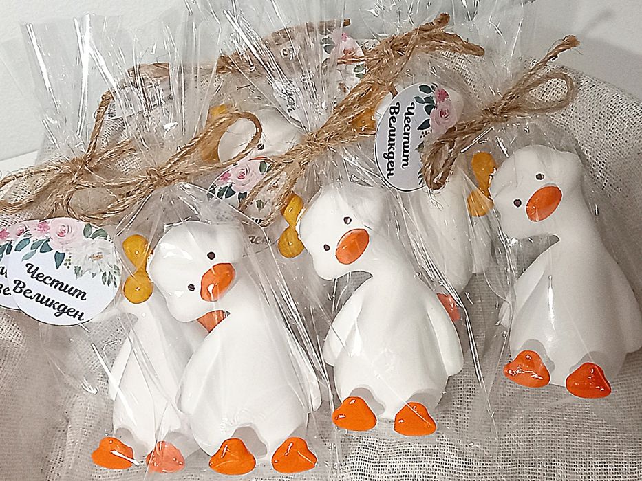8 март ,Великден, баба Марта(магнити) подаръчета
