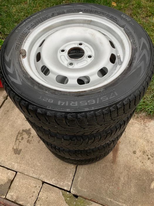 Set jante+cauciucuri mixte toyota.