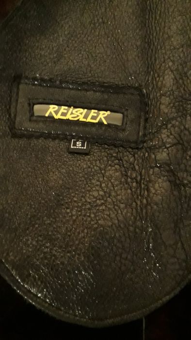 Продам женскую дубленку.