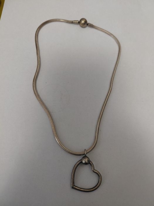 Vând colir din argint