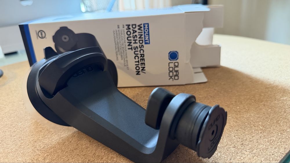 Quad Lock KIT Car Mount, Case iPhone 17 Pro Max, Cycling mount