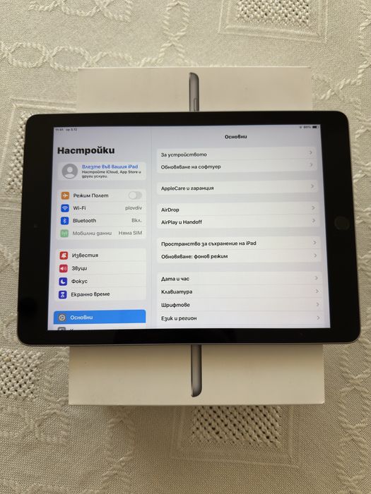 Apple Ipad ( 6 поколение) 32 ГБ + карта