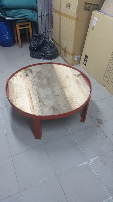 Butoi de vin cu capac florant