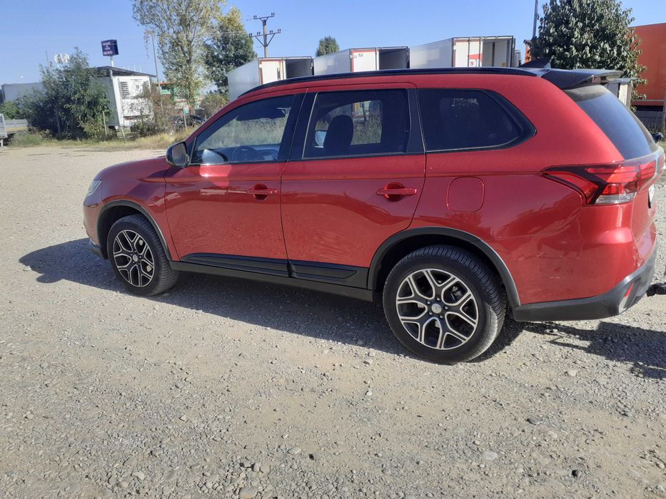 MITSUBISHI Outlander 2015 — imagine 3
