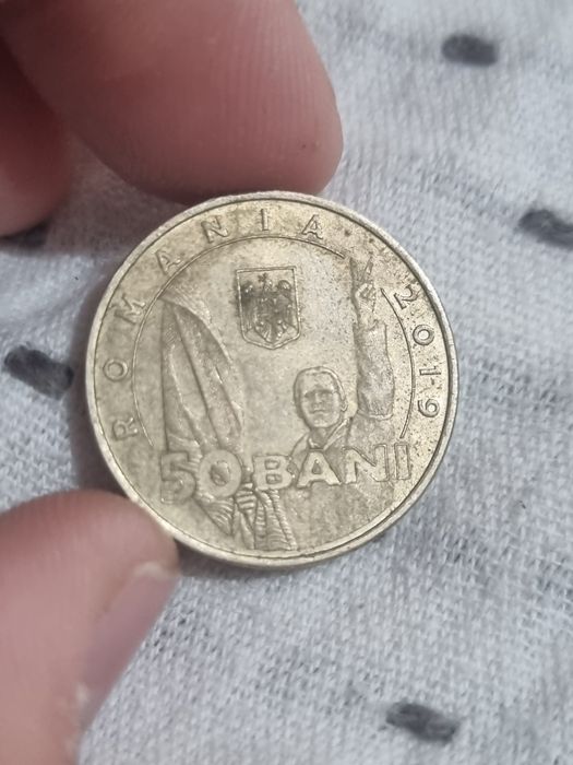 Vand moneda de 50 de bani 2019 revolutionara 1989