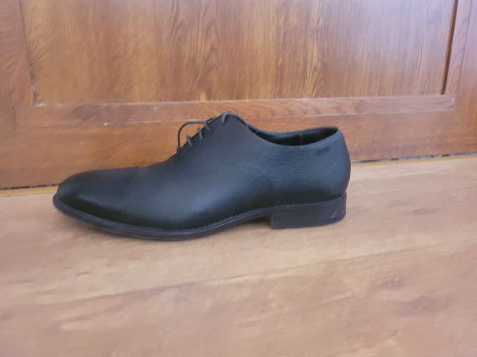 Официални обувки и мокасини