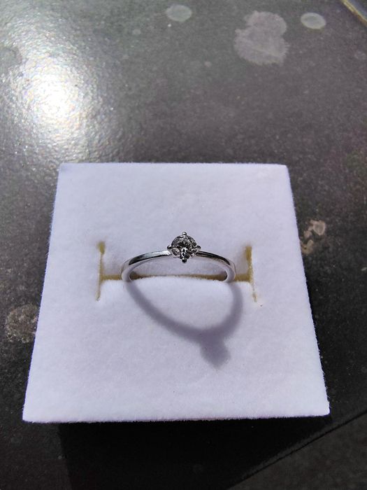 Годежен пръстен Virtuosa – естествен диамант 0.15 ct
