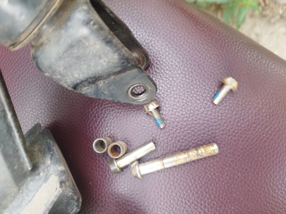 Продам трюковой самокат на запчасти