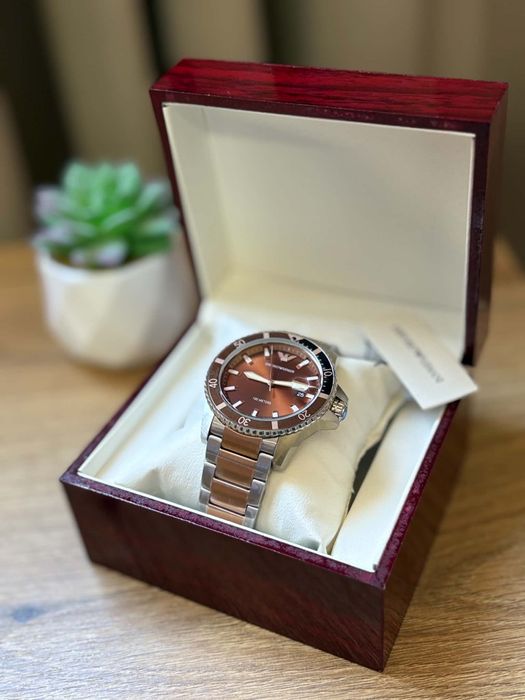 Часовник Emporio Armani