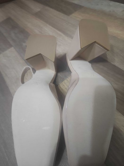 Продам туфли ,цвет пудра!