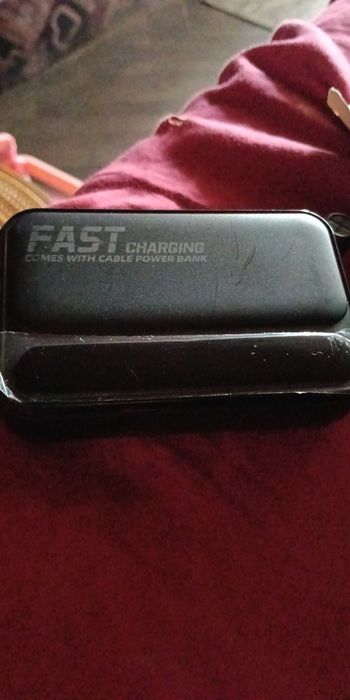 Продавам чисто нови слушалки супер яки различни видове и геймърски