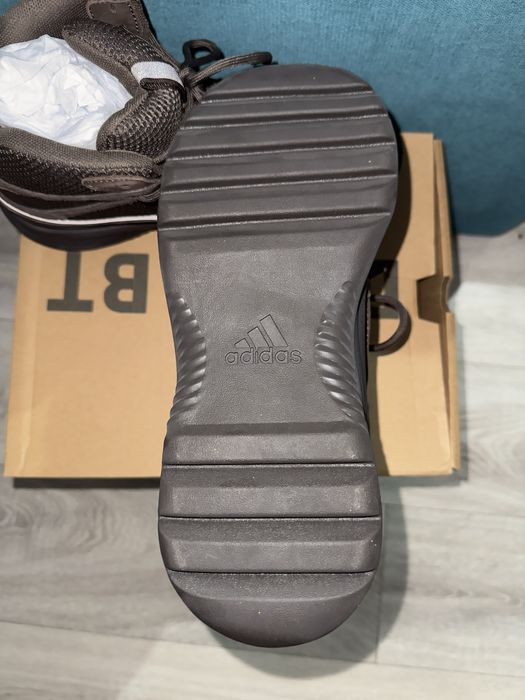 Yeezy desert boot oil