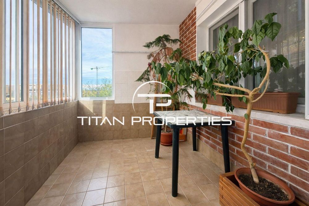Продава се Тристаен апартамент в Пловдив, Христо Смирненски - 107 кв.м за 2141 €/кв.м - Снимка #12