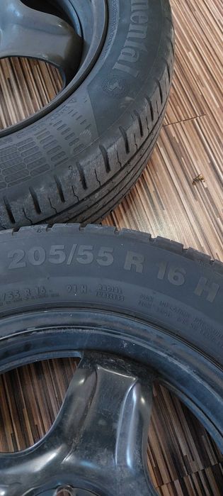 Anvelope de vară montate pe jante 205/55/R16 din gama Dacia