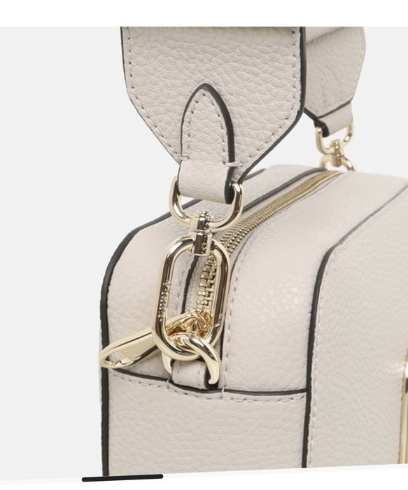 Оригинална чанта Furla