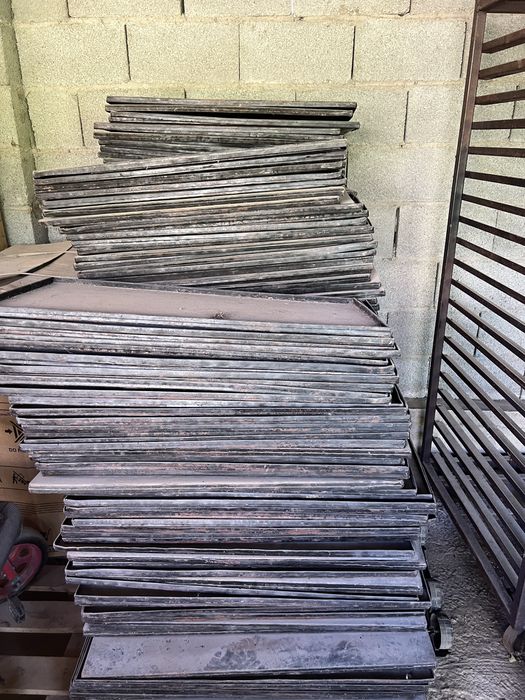 Вагонетки. Тележки. Поднос. Лист