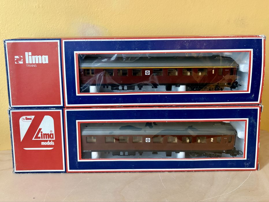 Комплект пътнически вагони LIMA мащаб HO (1:87) влак piko