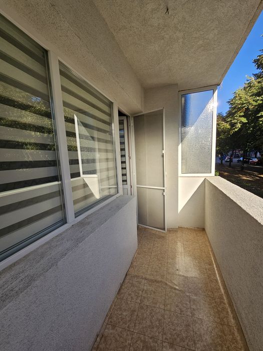 Дава се под наем Тристаен апартамент в Търговище, Център - 72 кв.м за 382.5 € - Снимка #4