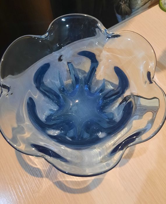 Красивая вазочка