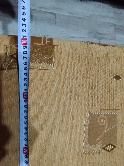 Диван с падащ гръб