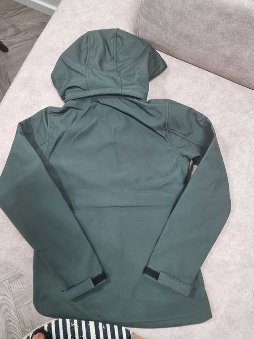 Softshell нептомокаемо дамско яке