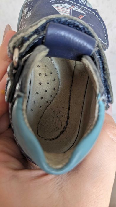 Детская обувь , сандалии