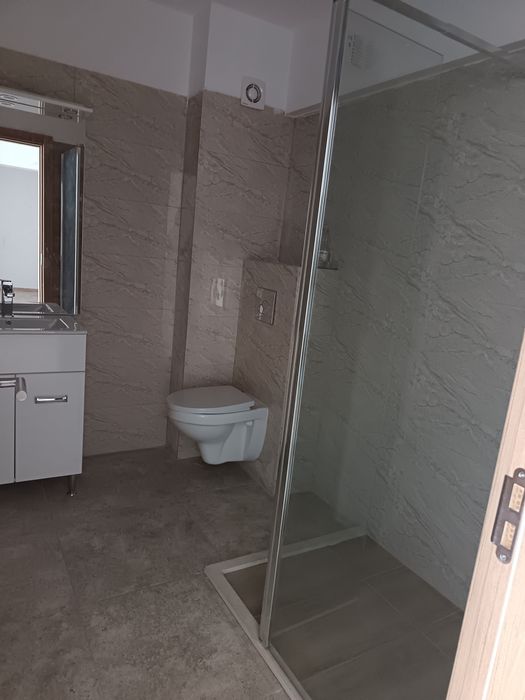 Apartament 2 cam Et.1 Rovine Bactiz