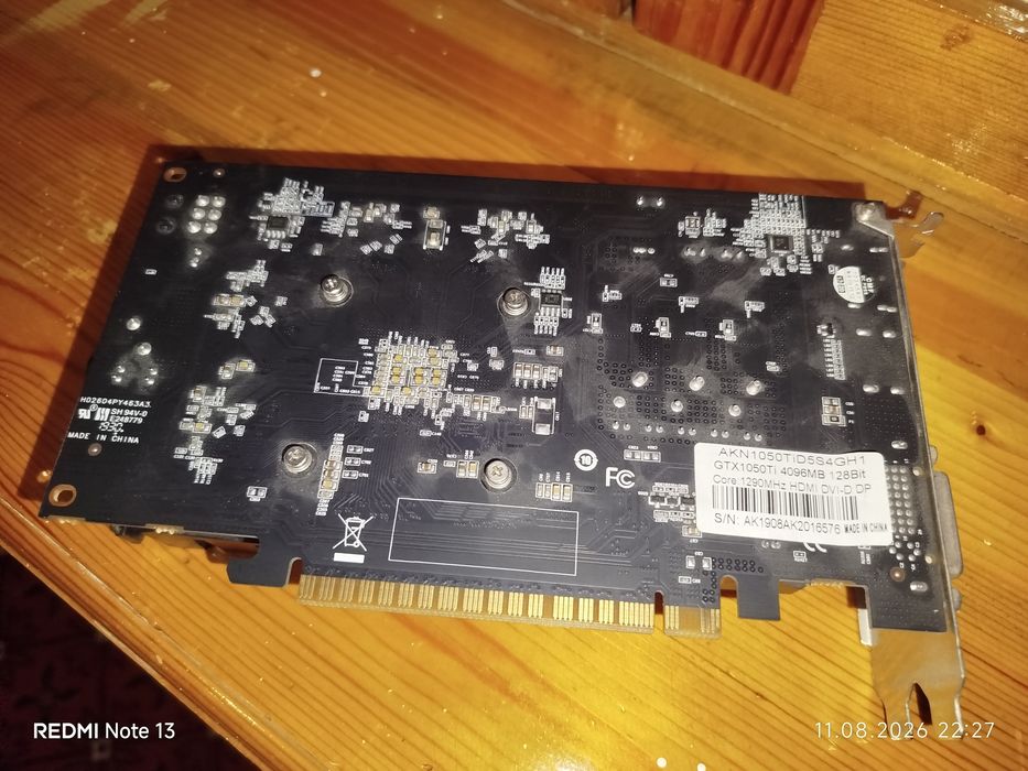 Продам Gtx 1050ti Arktek 4gb 128bit