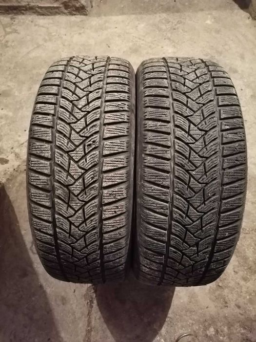 Продавам 2 броя зимни гуми 205.55.16 на 1 сезон дот 2019 Dunlop