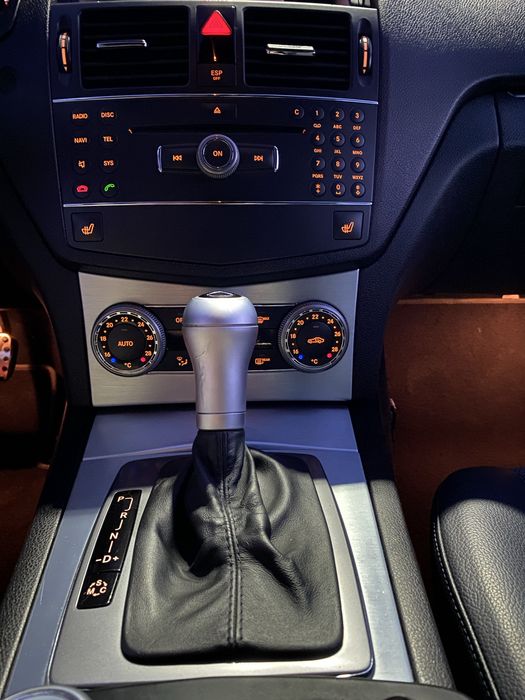 Vand Mercedes C-Class w204 pachetul AMG