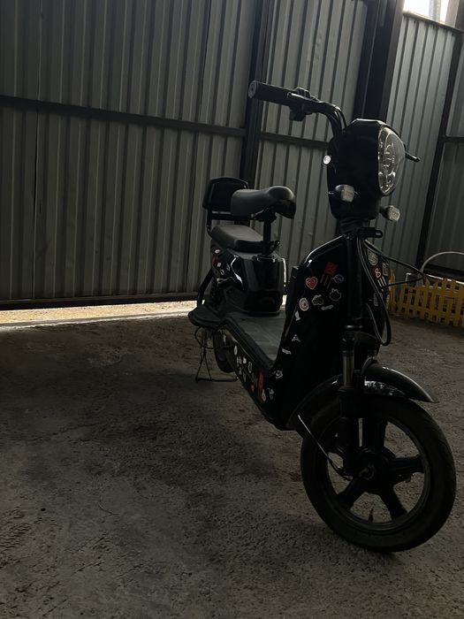 Продам электро скутер sk 8